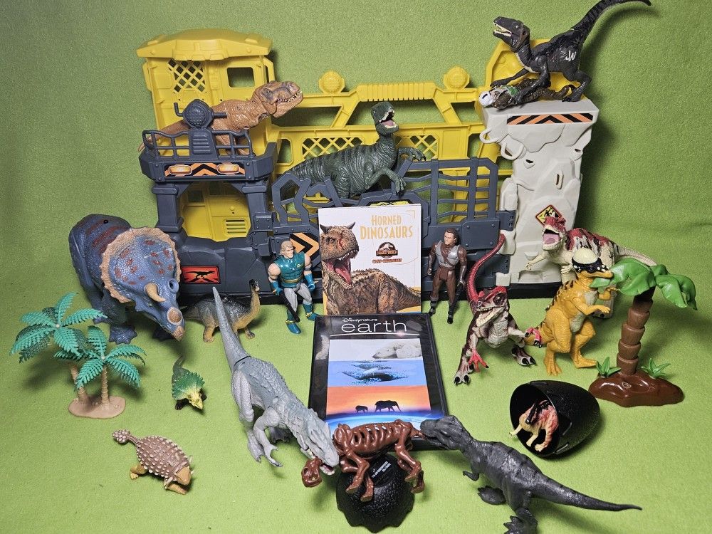 Jurassic World Raptor Escape Dinosaur Bundle 