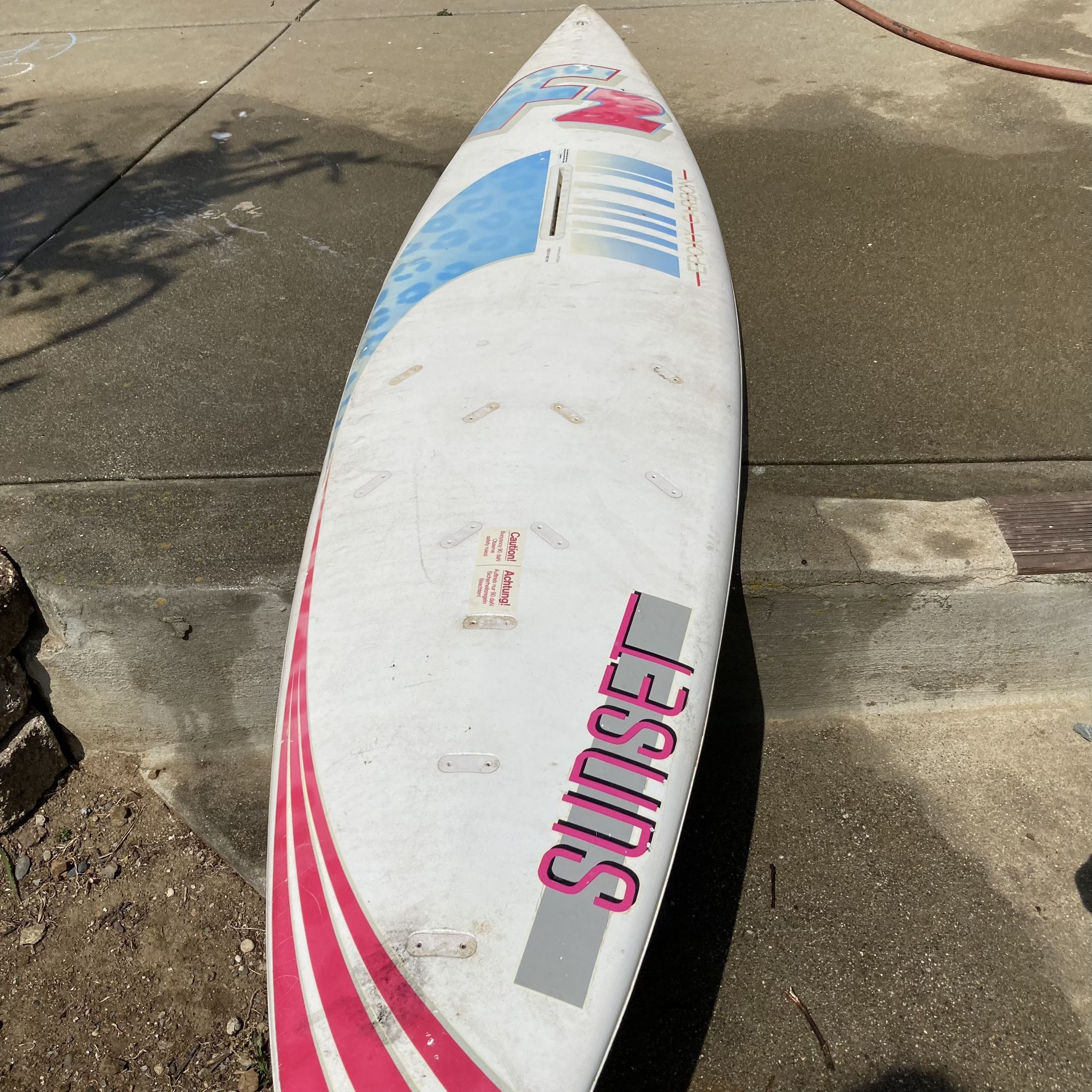F2 Surfboard/Windsurfing 2 Sail Sizes And Booms