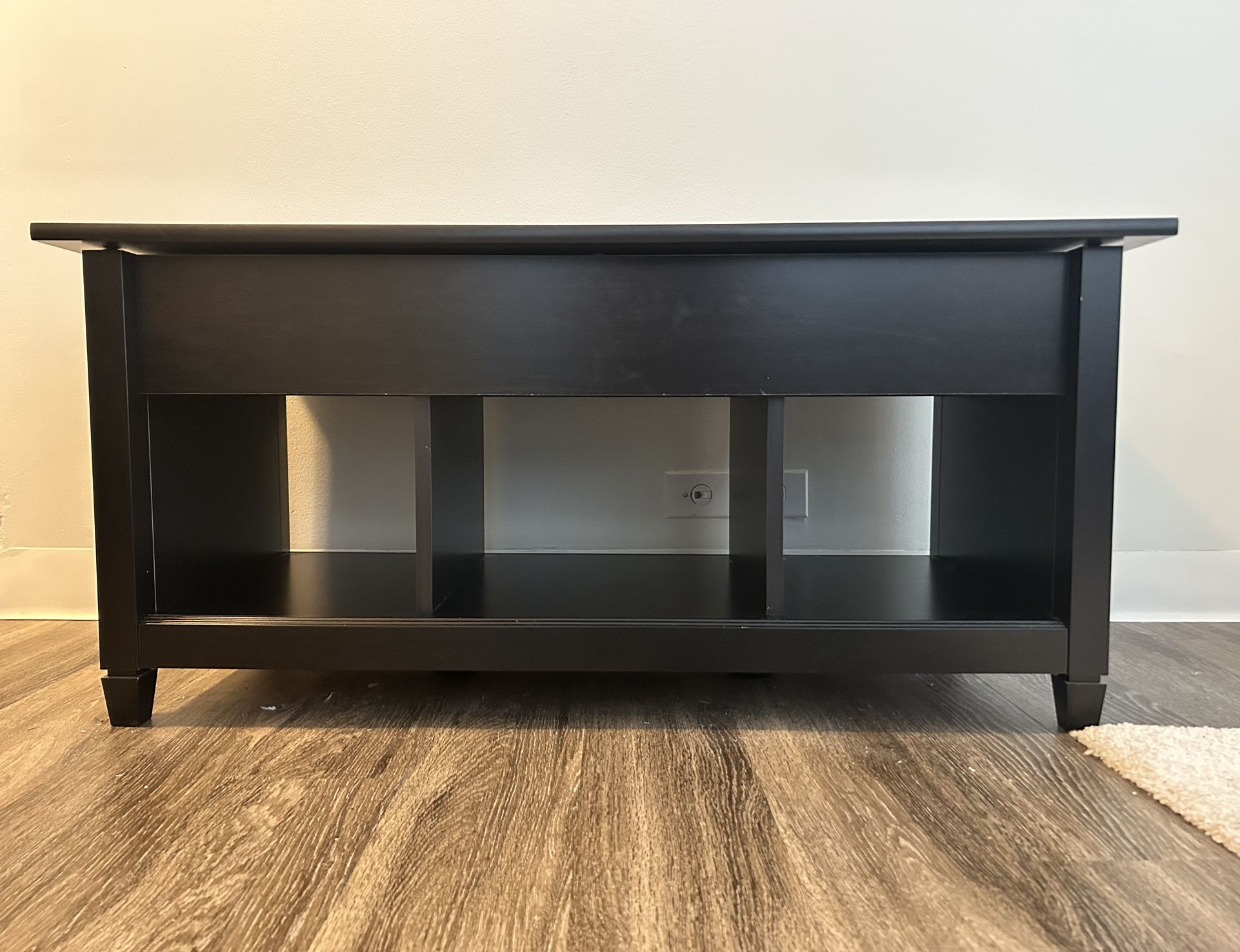 Lift top coffee table 