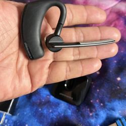 Plantronics Voyager Legend Bluetooth Mobile And PC Headphone 