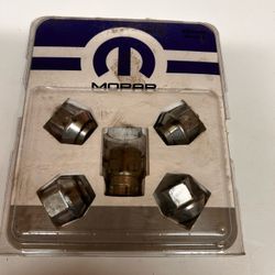 Mopar Wheel Lock Lug Nut Set M14x1.5