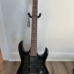 Ibanez Gio W/ new pack Strings And Stand