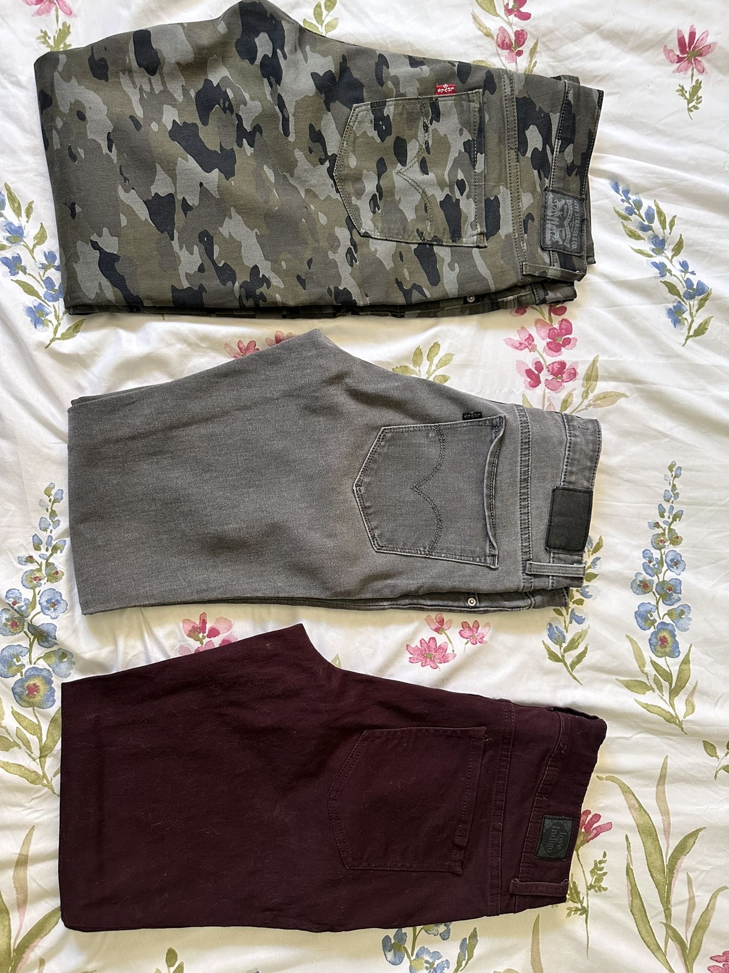 Women’s Size 8 Skinny Jeans – Michael Kors, Levi’s, Love Indigo (4 Pairs)