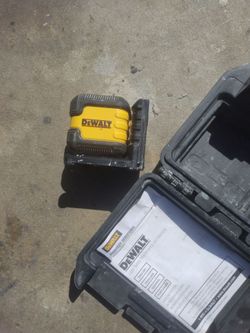 DeWalt  laser level