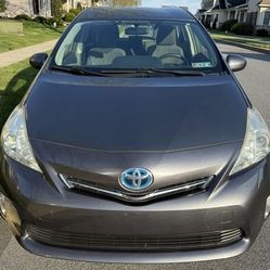 2013 Toyota Prius V