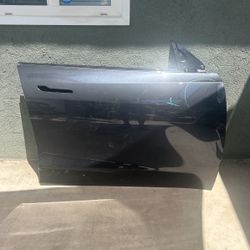 Tesla Door Pasanger Side