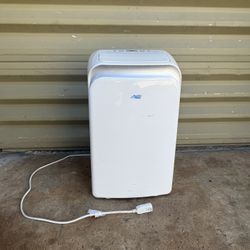 ARCTIC KING MOBILE TYPE AIR CONDITIONER [CASH ONLY]