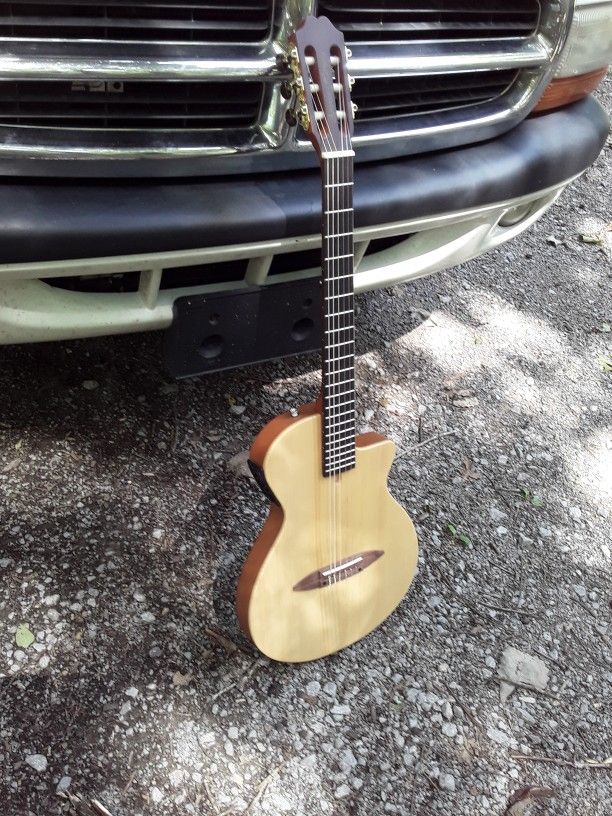 Brand New Chet Atkins Style Classical Nylon String Guitar