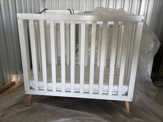 Mini Crib