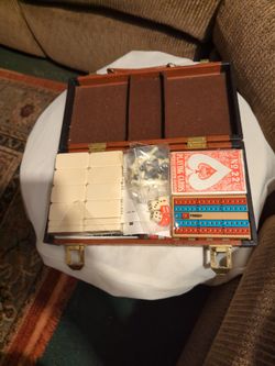 Checkers Cribbage Chess, Dominos https://offerup.com/redirect/?o=ZWN0LlBsdXM= Leather Case. 