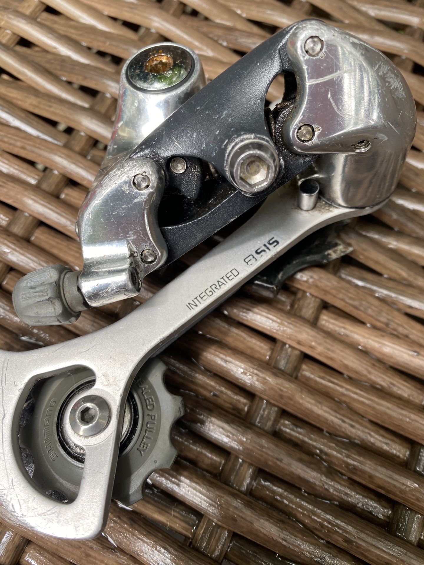 Shimano Deore XT rear derailleur RD-M737