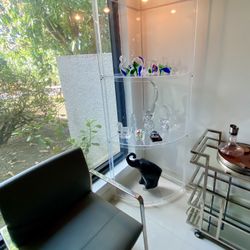 Acrylic Corner Shelf W Lights 