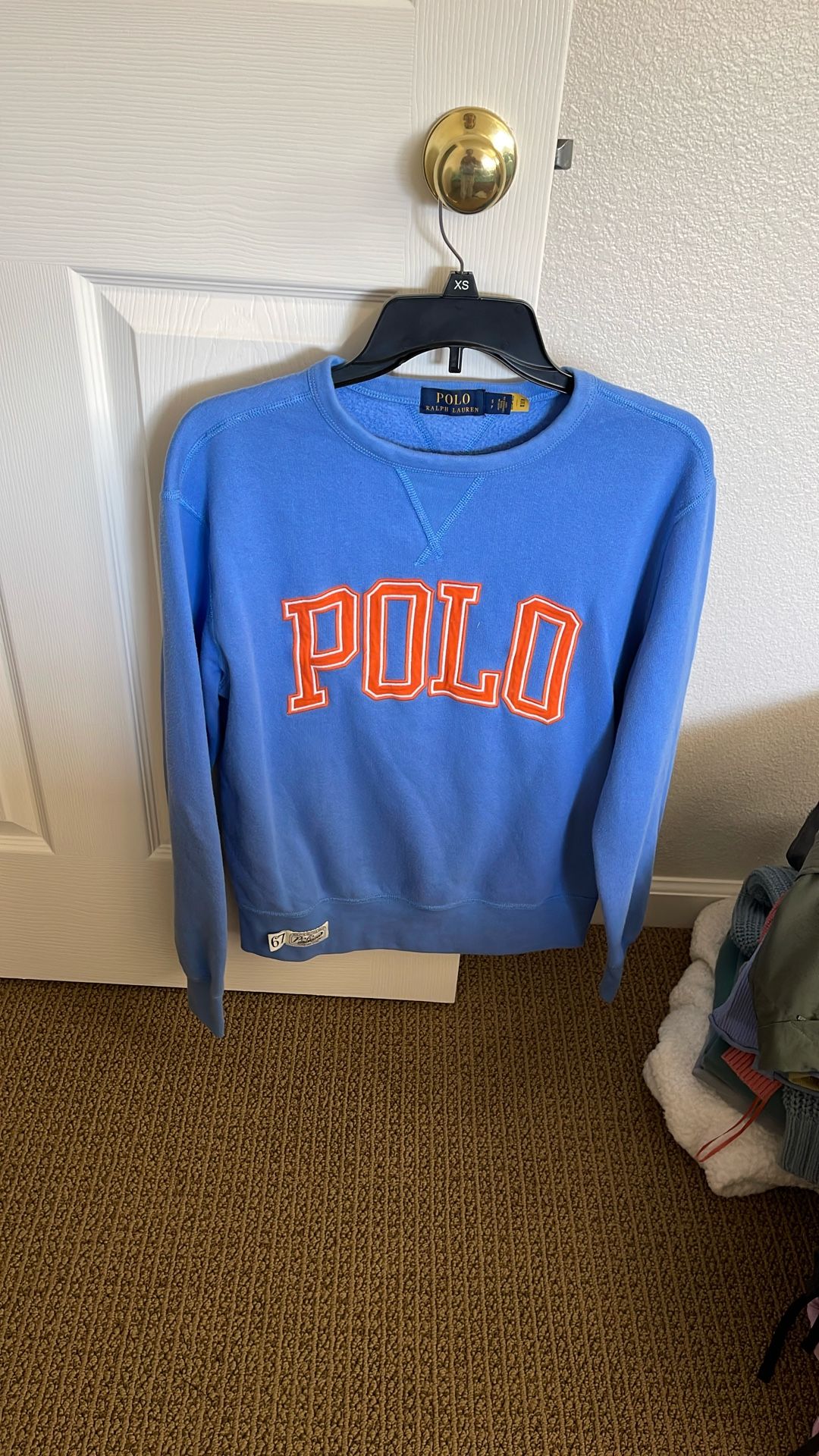 Men’s Size Small Polo Sweatshirt
