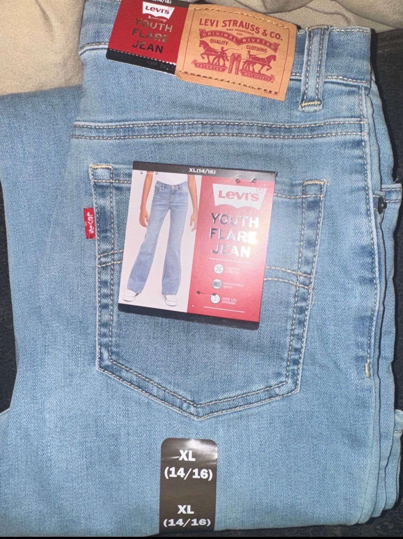 Levi Jeans Flare 