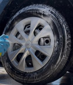 Tire cleaning