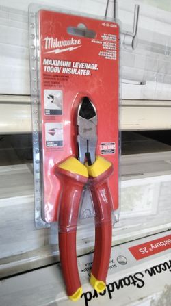MILWAUKEE 8" 1000V INSULATED DIAGONAL