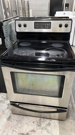 Frigidaire Electric Range – Stainless Glass Top, Self-Clean