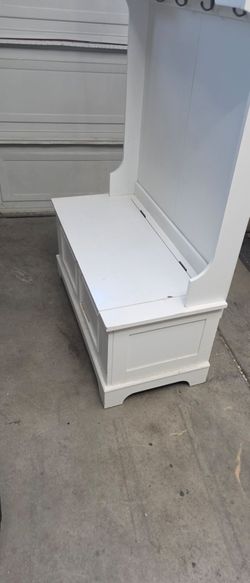 Coat hanger/ shoes dresser