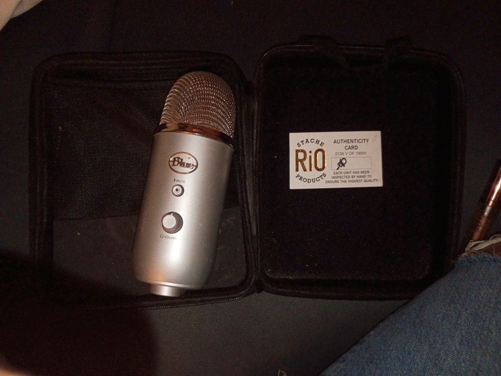 Yetti blue Microphone 