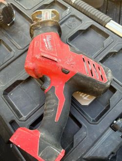 Milwaukee Cordless HackZall Saw