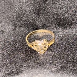 10k Gold Ring Heart Shape