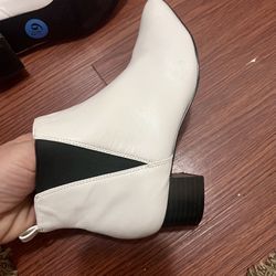 Women’s Boots 7.1/2 Like New