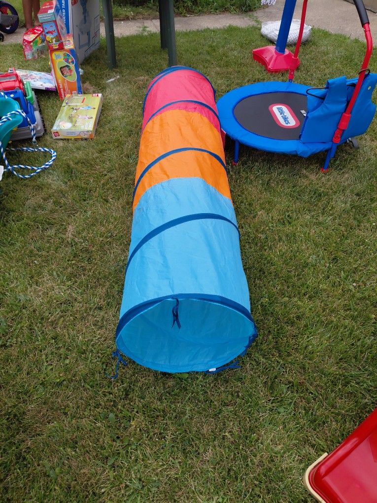 Baby Tunnel