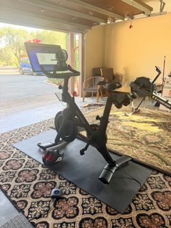 🚴‍♀️ Peloton Bike+ – Excellent Condition – Only 113 Rides – $895 OBO