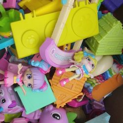 Lot Mini Toy Dolls