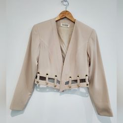 Precis Petite black blazer w Black flower detail flower button size 38 p2p 18" 