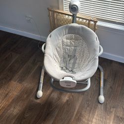 Graco Baby Swing