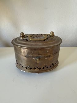 Vintage Tin of Costume Jewelry