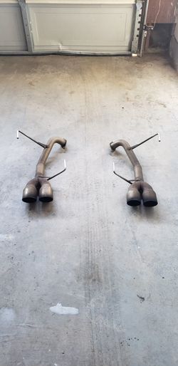 Subaru WRX Nameless Axle Back Exhaust