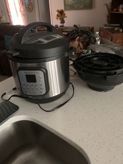 Insta Pot Plus air Fryer