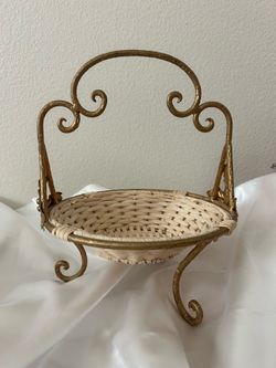Basket from Marilyn Miglin