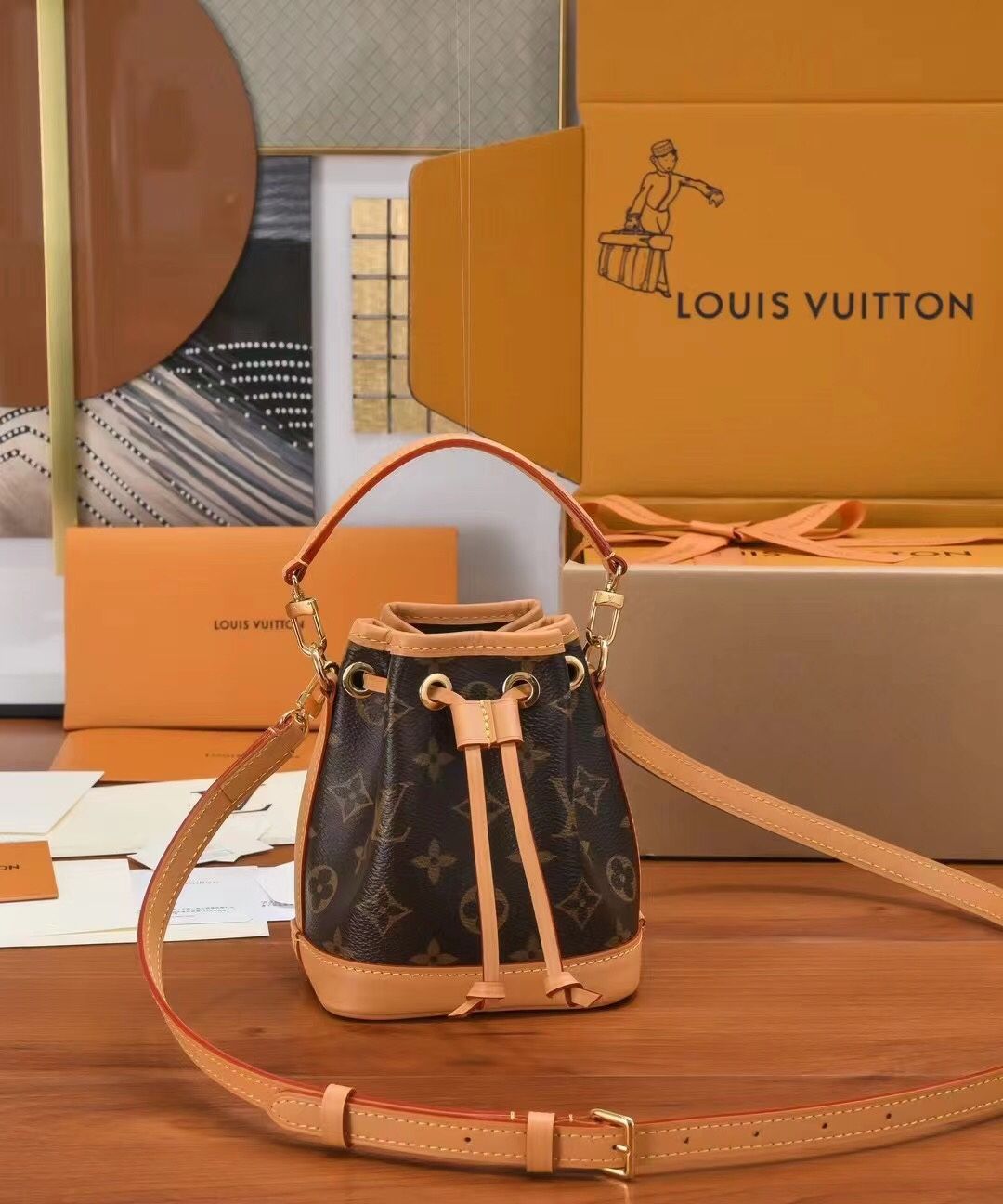 Louis Vuitton Women's mini bucket bag