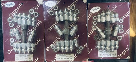 Resen Original Front & Rear Motor Mount For 1969 Triumph