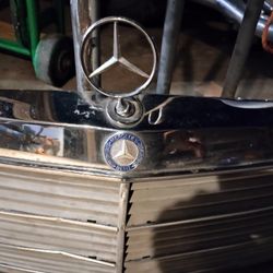 Mercedes Benz Grill Chrome