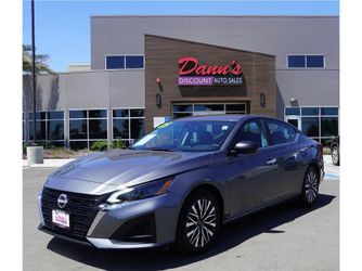 2025 Nissan Altima