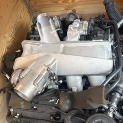 McLaren 570 GT 18-23 3.8 Engine