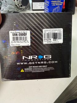 NRG Innovations Steering Wheel Quick Release Gen 2.0 Black Carbon Fiber 200CF
