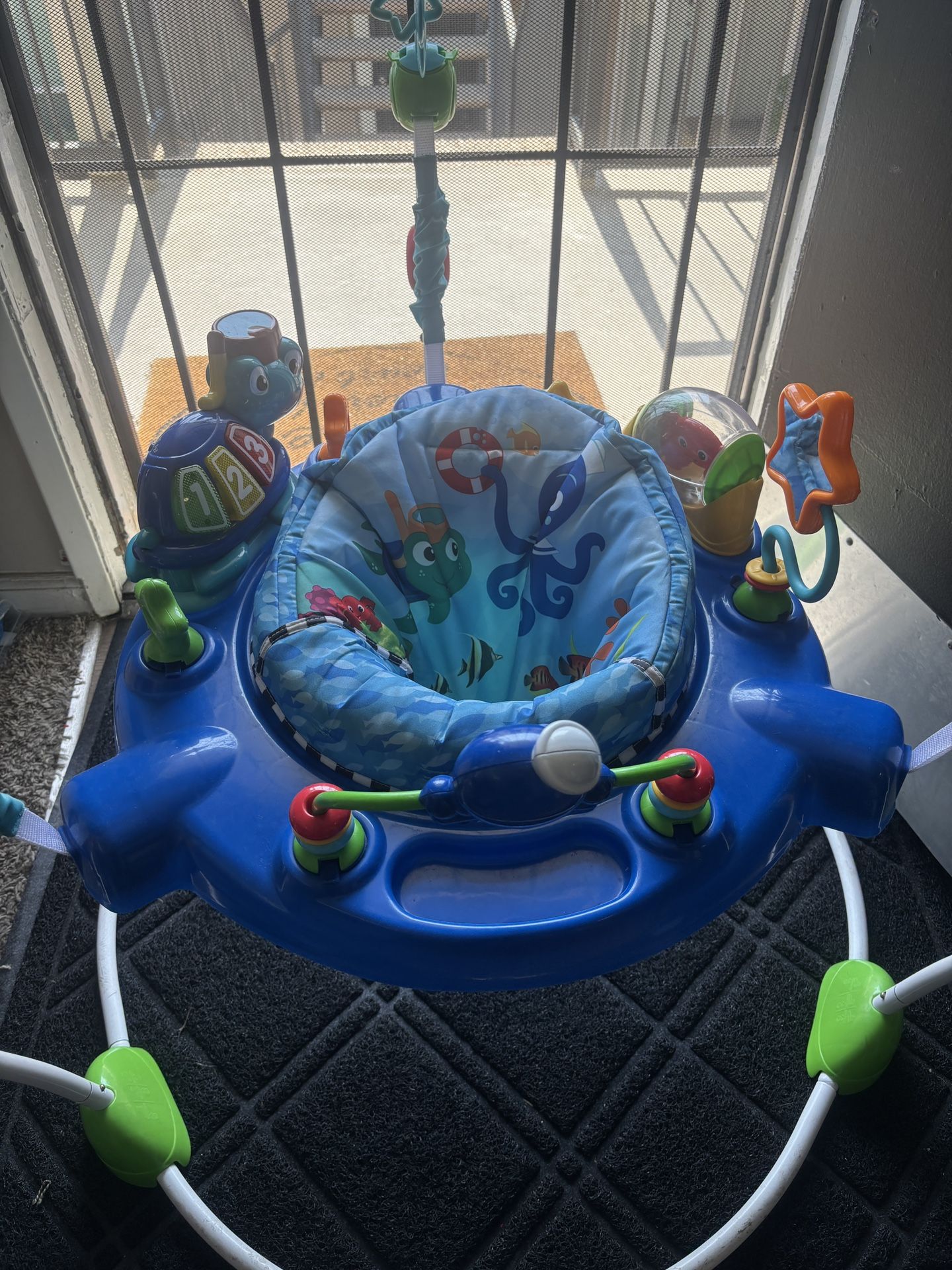 Baby Jumper, Used, for 6-18 months