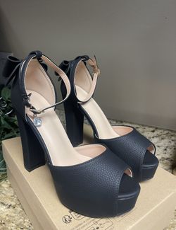 Hugh heels