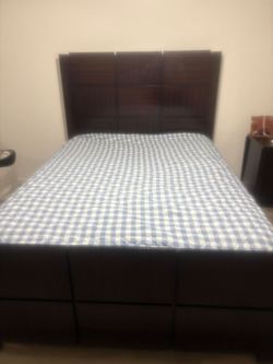 Queen size bed with night stand