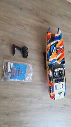 Traxxas 57046-4ORNGR DCB M41 Widebody Catamaran Race Boat 40 in. READ