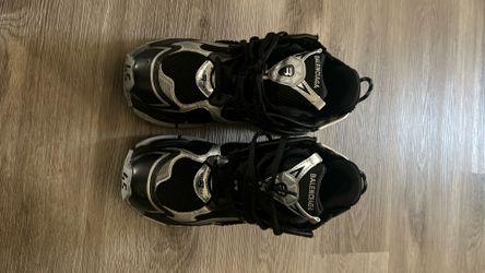 Balenciaga runners