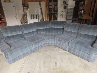 Couch-sectional