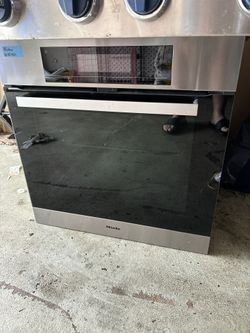 2 Ovens Amazing Condition