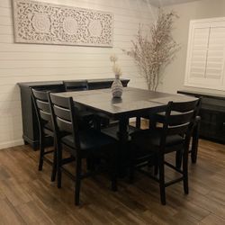 Dinning Table