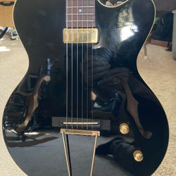 Yamaha AEX500 Guitar 